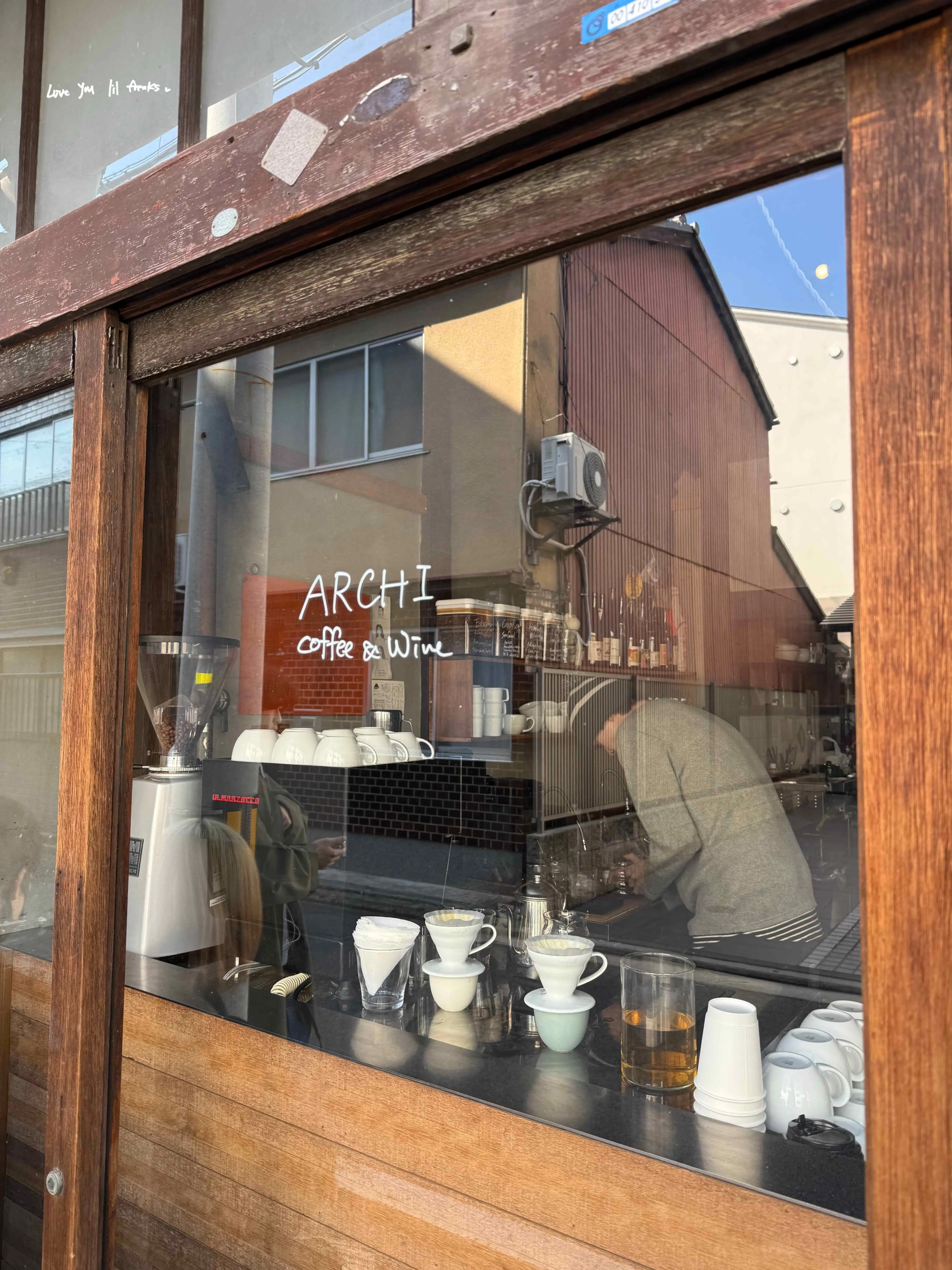 ARCHI coffee and wine