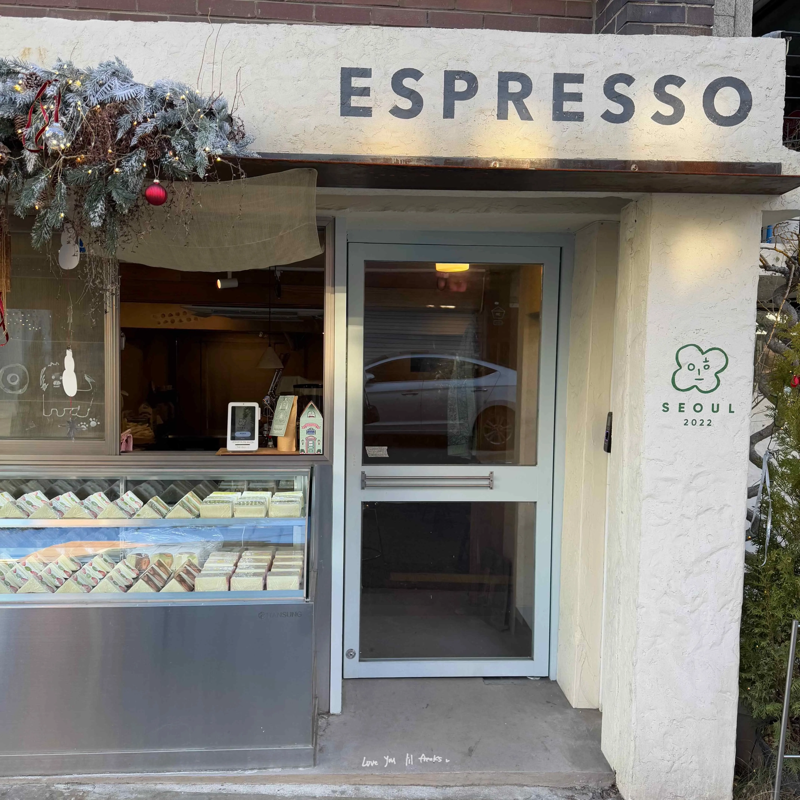 延禧洞핫플|『espresso bar』연희 에스프레소 바_各種三明治、濃縮變化選擇多&店家自製吉拿棒 3 IMG 8106 scaled