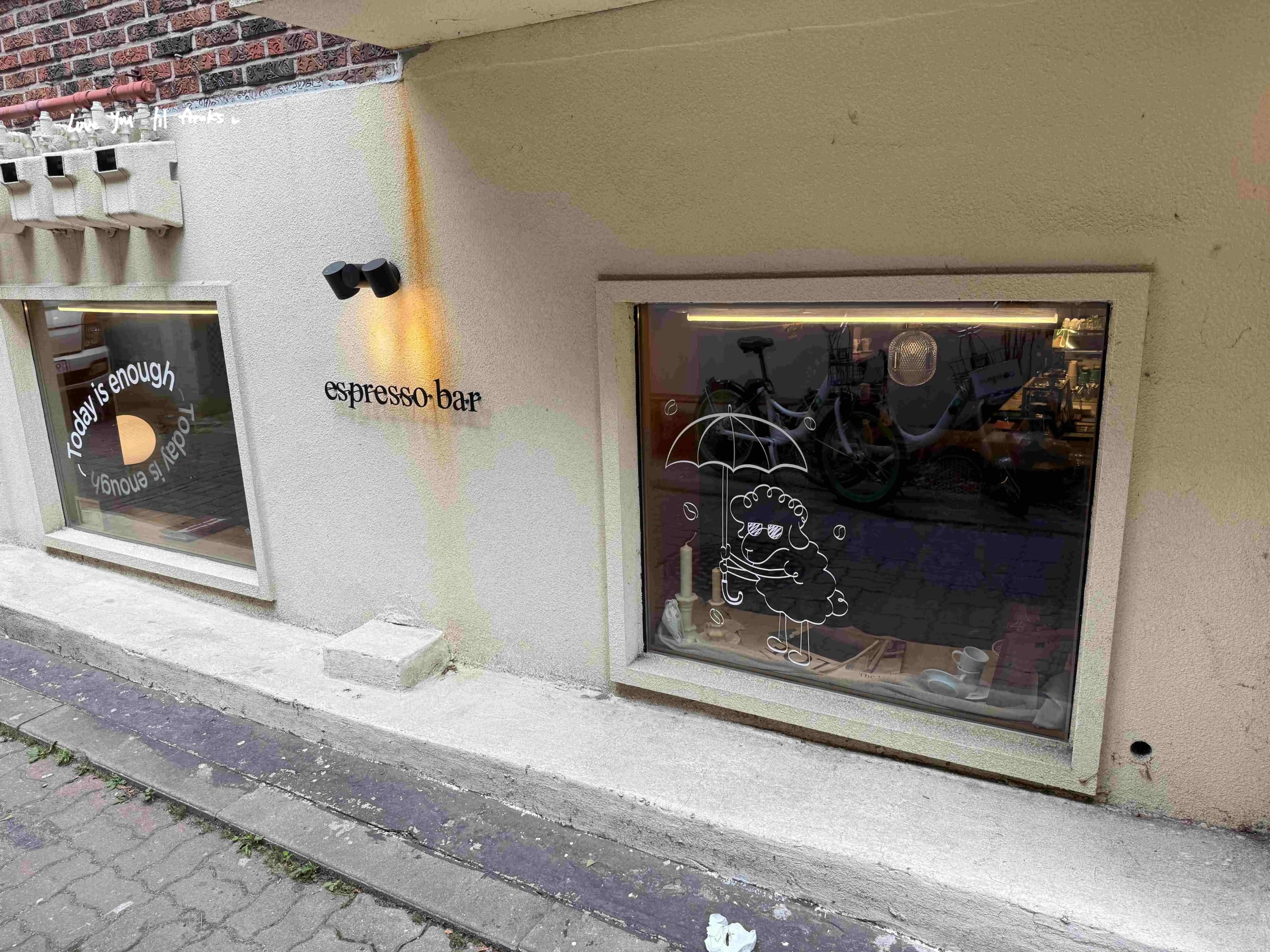 韓國|首爾林站_義式咖啡專賣 〈Today‘s enough〉泰民Hoshi同款店 seongsu|Today’s Enough Espresso Bar 3 Today’s Enough Espresso Bar: underrated espresso café in Seongsu-dong