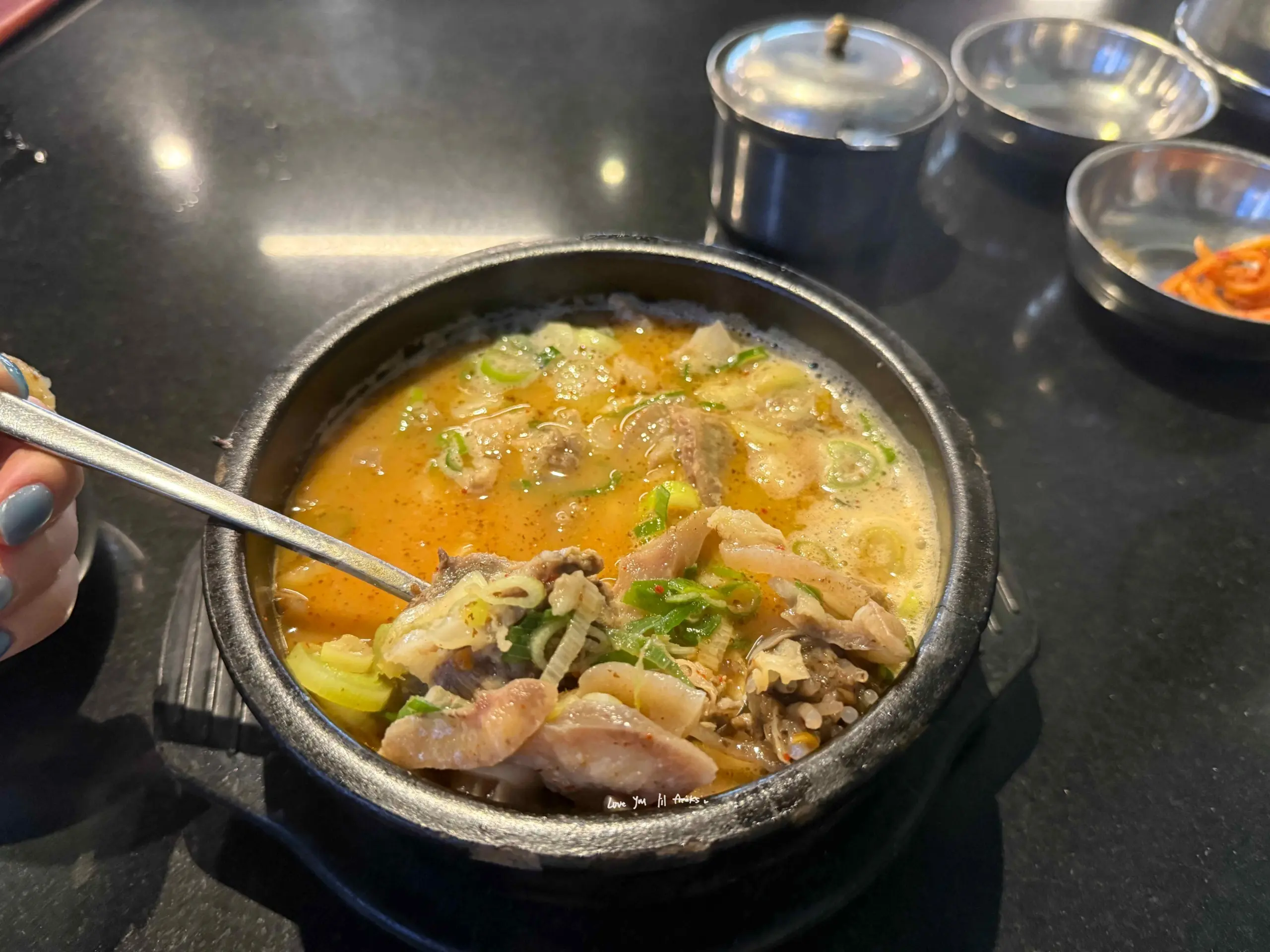 首爾|清潭 SHINee KEY 珉豪同款血腸湯飯店 《新義州糯米血腸신의주찹쌀순대》 6 IMG 5186 scaled