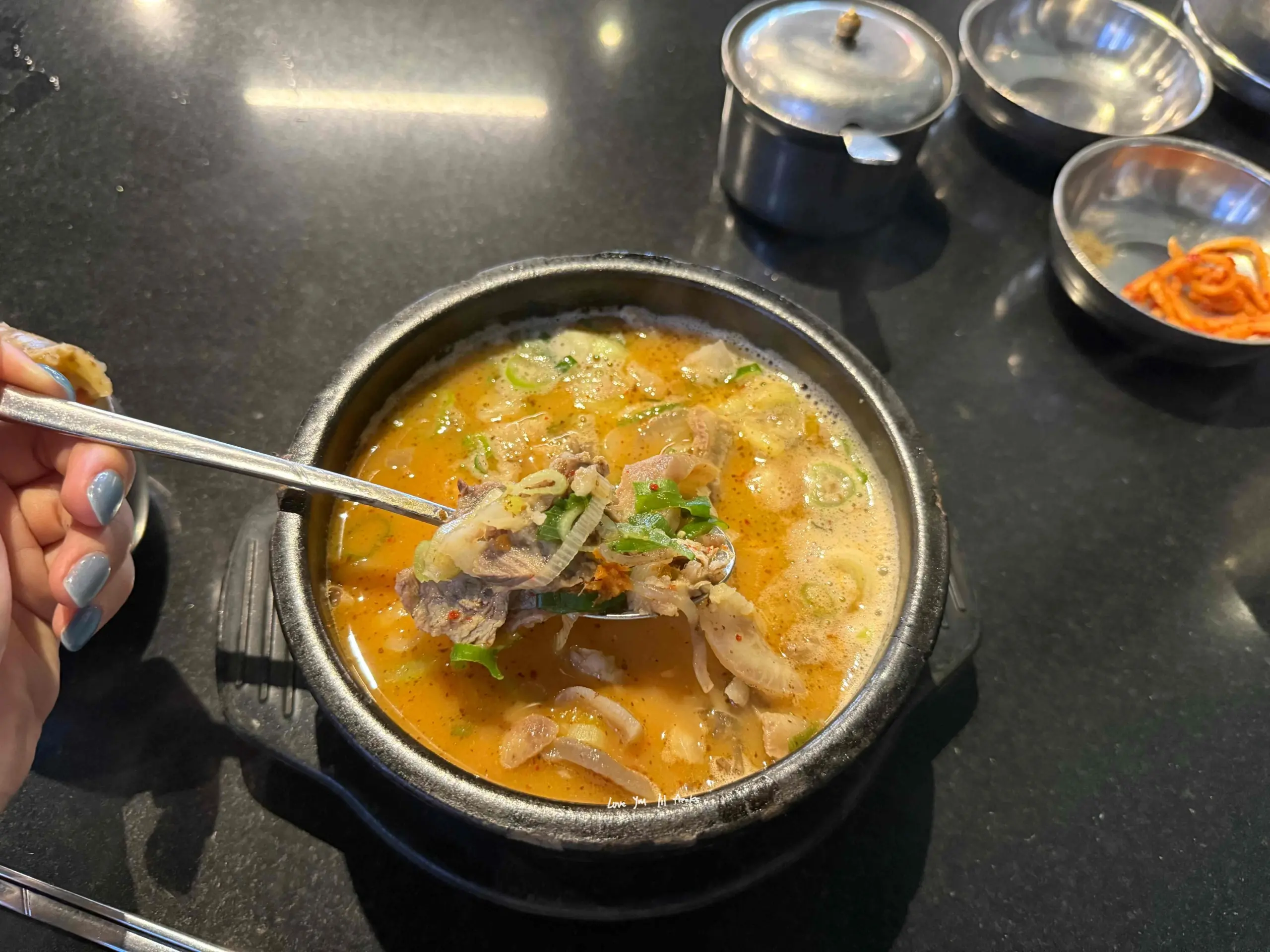 首爾|清潭 SHINee KEY 珉豪同款血腸湯飯店 《新義州糯米血腸신의주찹쌀순대》 5 IMG 5187 scaled