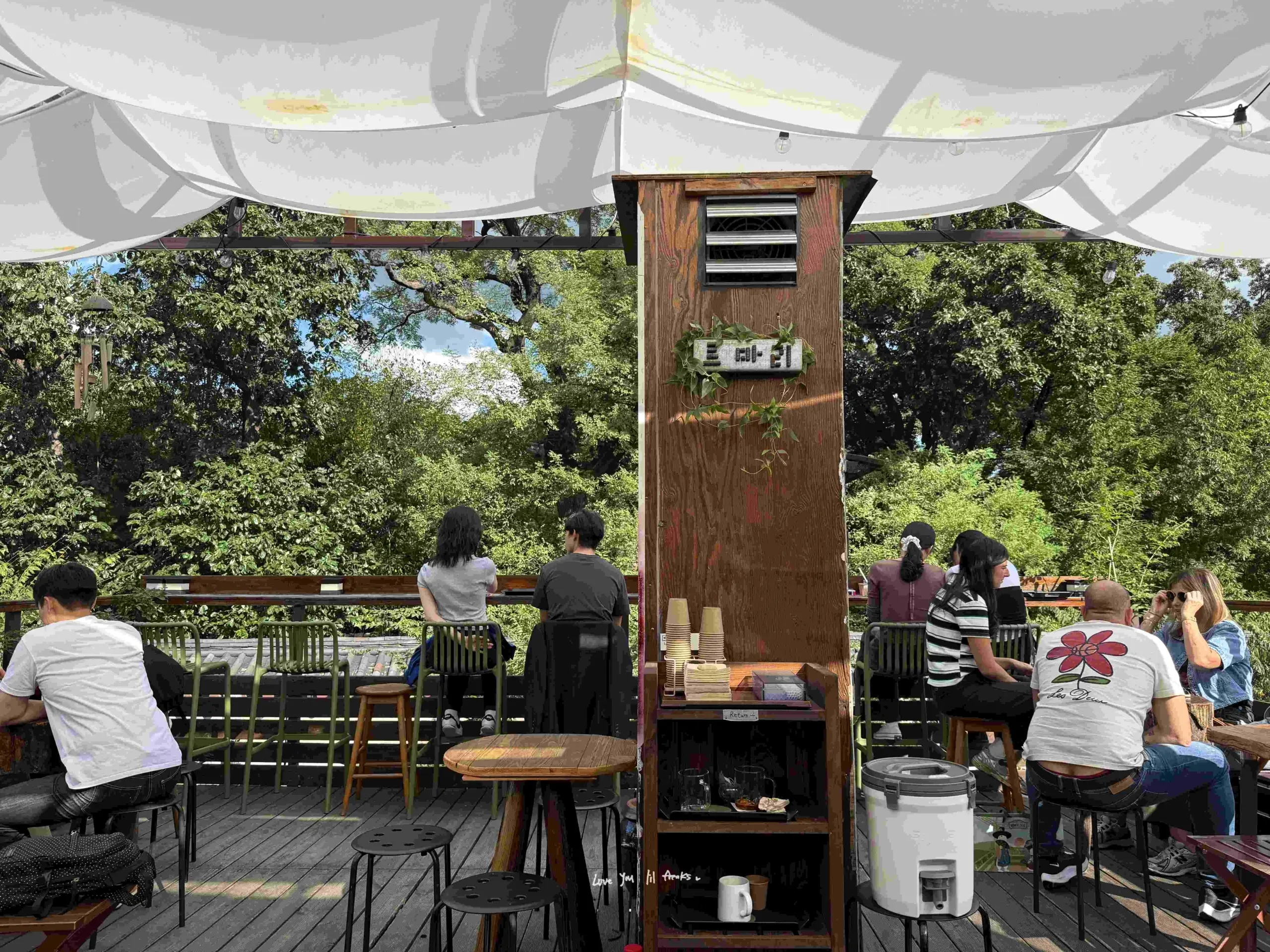 韓國|首爾最新必逛西巡邏街 《트마리 TEUMARI Cafe》天台咖啡廳推薦 11 Teumari Cafe